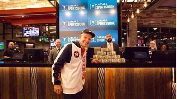 Mattress Mack places $1 million bet on Houston Cougars to win NCAA tournament