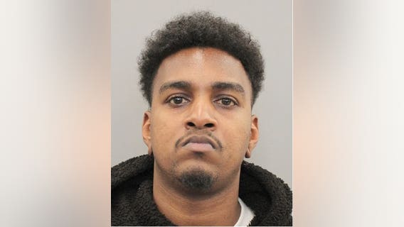 Man charged in deadly shooting of woman outside Montrose-area bar