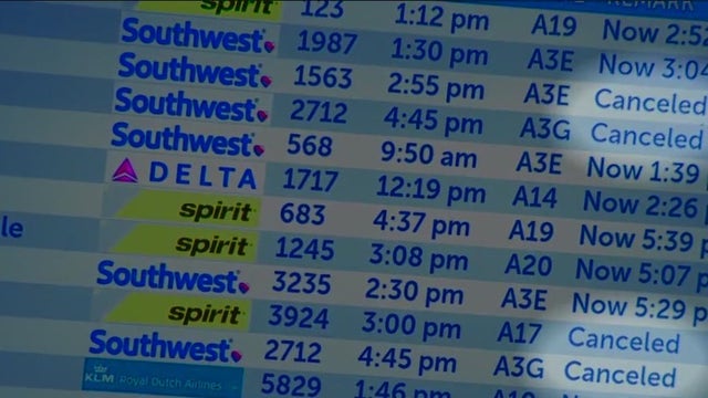 Holiday travel: Passengers still trying to make it home for the holidays