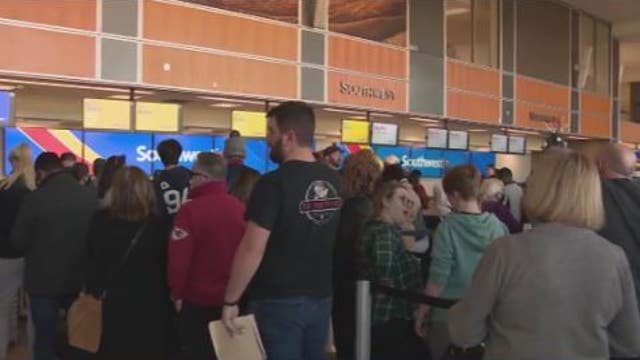 Stranded passengers still stuck after Southwest Airlines cancels thousands of flights again