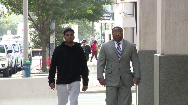 Deadly Houston bar shooting suspect turns himself in to police