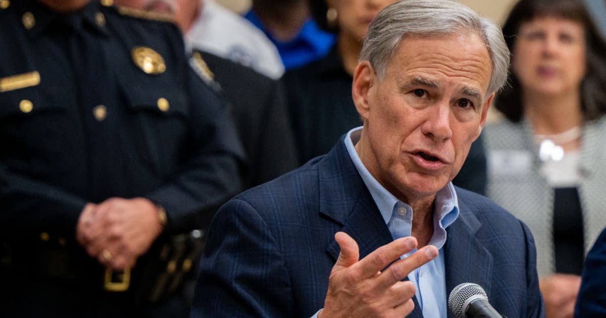 Gov. Greg Abbott hires 'border czar' to accelerate wall construction ...