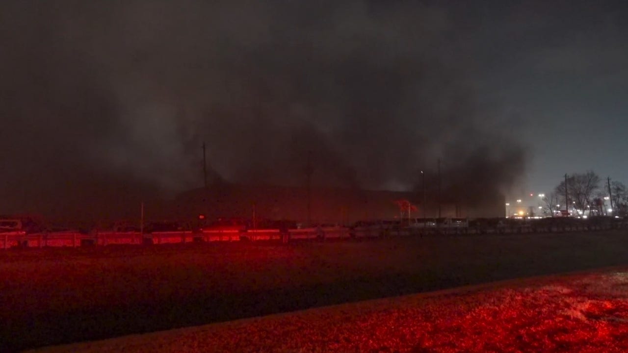 Houston fire personnel respond to warehouse fire, 4th time in last 5 ...