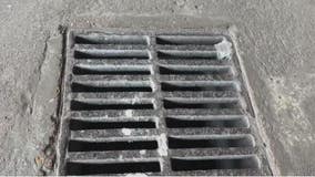 Galveston residents say apartment's sandblasting caused cough, pets to get sick