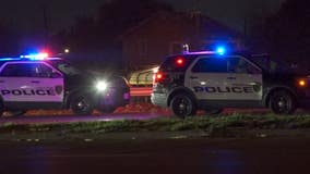 Houston PD officer hospitalized after suspected DWI driver crashes into patrol car