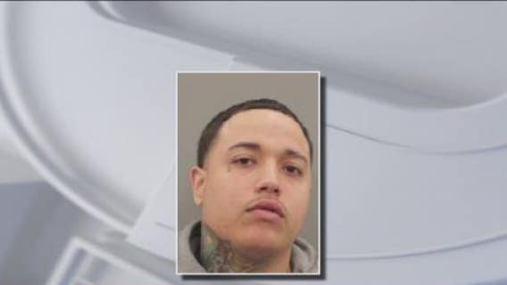 24-year-old ex-con free from jail on total of 31 felony bonds, exceeding more than $1 million