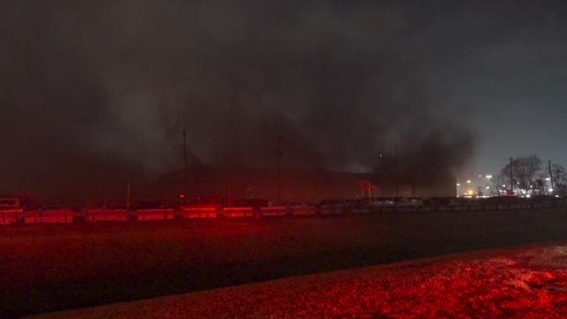 Houston fire personnel respond to warehouse fire, 4th time in last 5 days