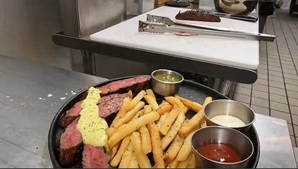 Becoming celebrity chefs: Houston restaurant owners, MasterChef alum chime in on what it takes