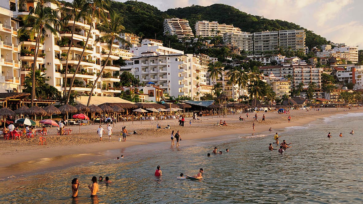 Airports cancelling flights to parts of Mexico amid reports of cartel leader killed