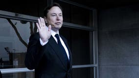 Elon Musk back in No. 1 spot on Bloomberg's billionaires list