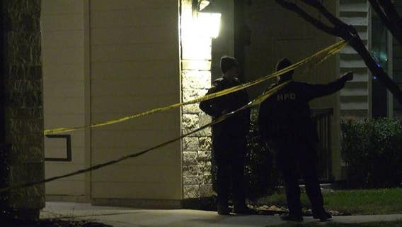 Houston PD officer shoots domestic assault suspect in Kingwood