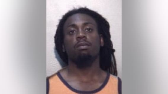 Man, 28, involved in shooting led police on chase from Galveston to La Marque