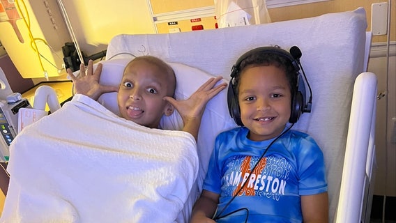 7-year-old gives gift of life to teen brother battling leukemia