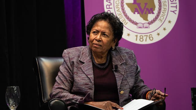 Prairie View A&M president leaving early due to 'limited presidential authority, Chancellor responds