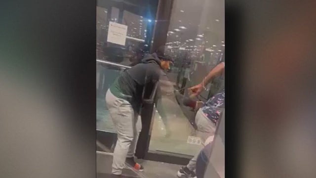 Attackers wanted in shoplifting turned robbery at Willowbrook Mall