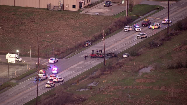 1 killed in 4-vehicle crash on Rankin Road in Harris Co., roadway closed down