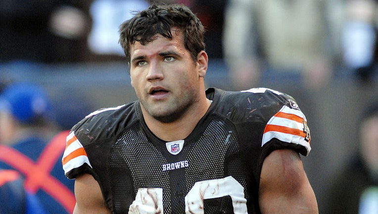 Who is this guy?”: Former Broncos RB Peyton Hillis on how he ended up on  the Madden cover – The Denver Post