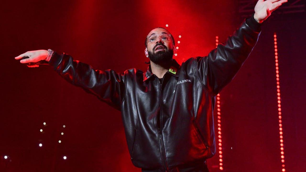 Drake bringing 'It's All A Blur' tour with 21 Savage to Houston