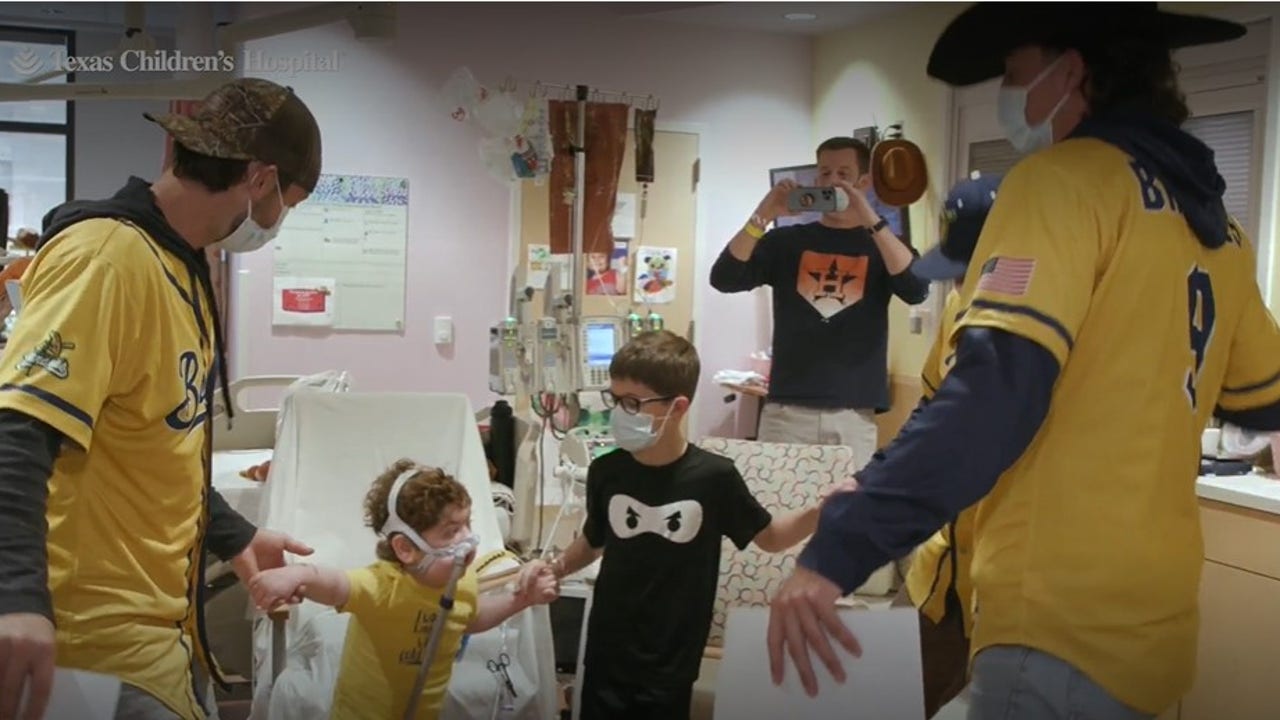 Savannah Bananas visit Texas Children's Hospital during their stop in Sugar Land