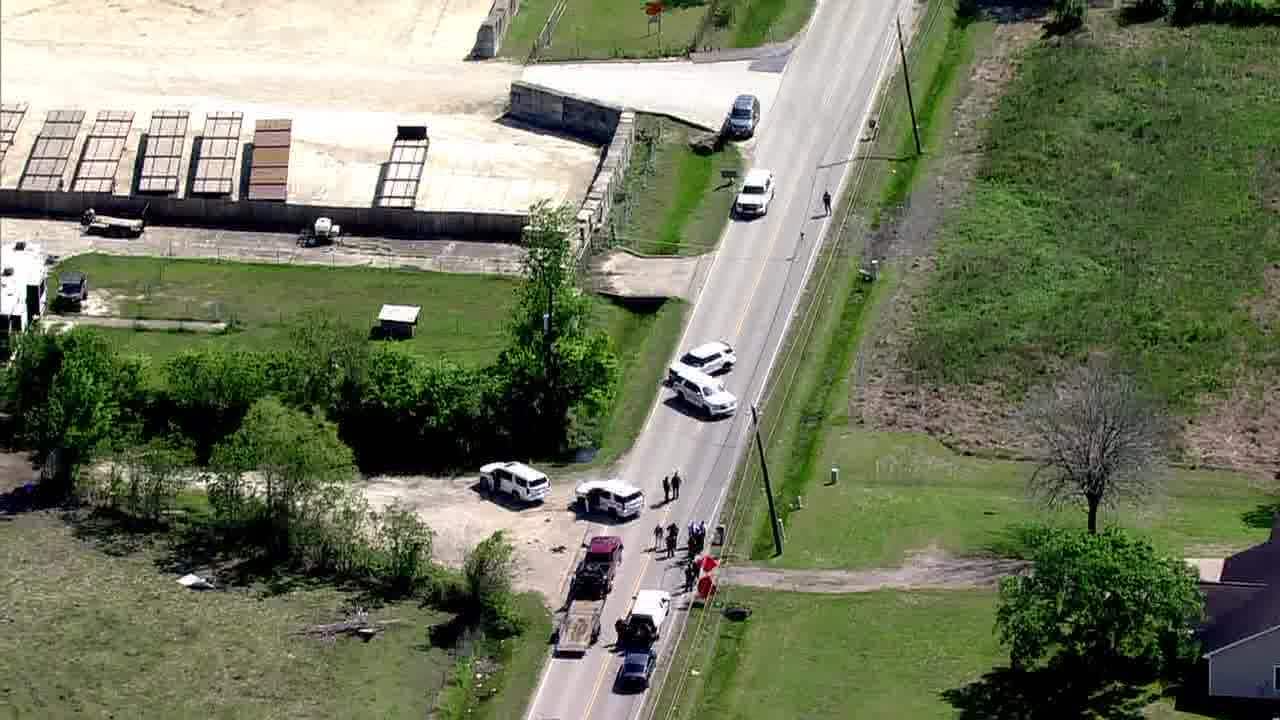 2 Men Hospitalized After Crash, Shooting In East Harris County | FOX 26 ...