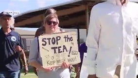 NAACP Houston, city leaders march at Wheatley HS to protest TEA's possible HISD takeover