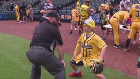 Savannah Bananas lose to Party Animals in sold-out game in Sugar Land