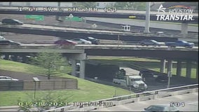 Houston crash on Southwest Freeway blocks SB lanes at SH 288 for hours