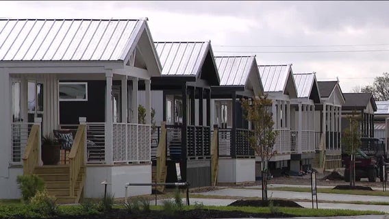 The Landing at Pearland: Live Lone Star building luxury, manufactured home neighborhood