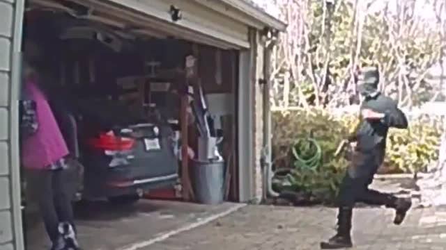 Video shows Houston robbery suspect run up behind 72-year-old woman in garage
