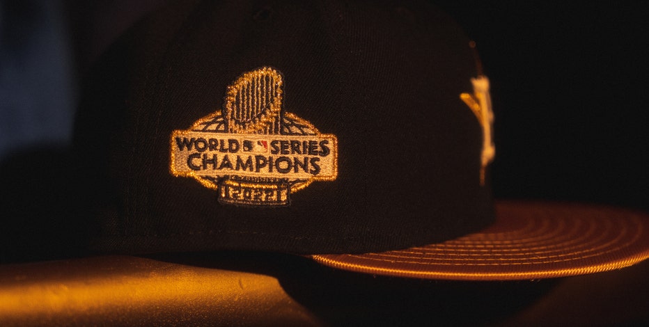 Houston Astros to sell gold-trimmed gear to commemorate 2022 World Series  title – Houston Public Media