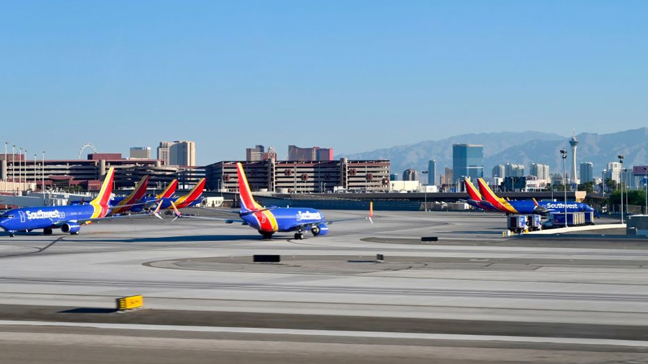 Pilot from another airline helps Southwest plane land safely after