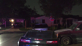 60-year-old man shot while sitting on his porch, Houston police investigating