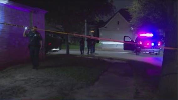 Houston shooting: 17-year-old shot in Greenspoint neighborhood, residents call for gunman's arrest