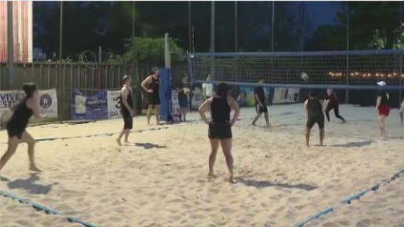 Garden Oaks volleyball bar has the Bayou City buzzing