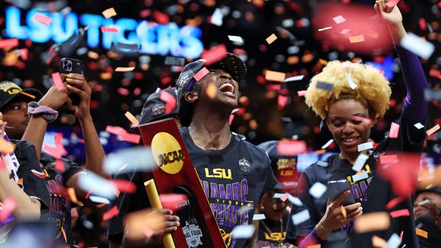NCAA: LSU defeats Iowa, wins 1st championship