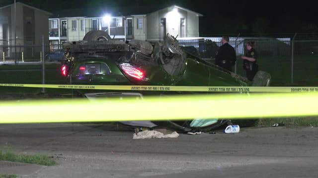 Houston police chase ends in deadly crash near Bellfort, Wayside