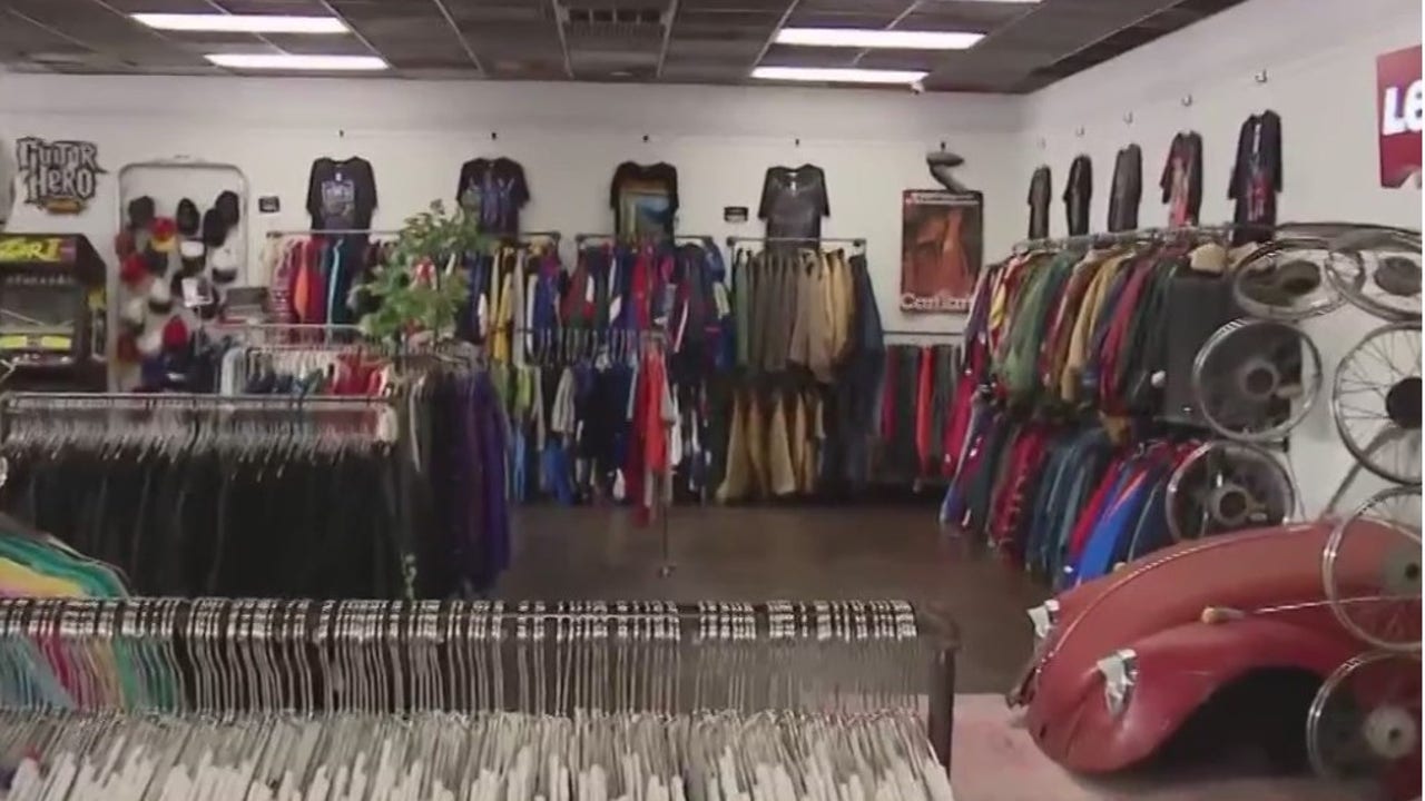 Pasadena resale shop offers vintage Astros gear