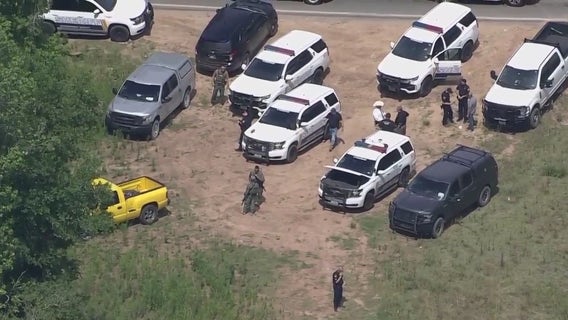 Texas manhunt for Francisco Oropesa: Man fitting description of gunman seen in Montgomery County