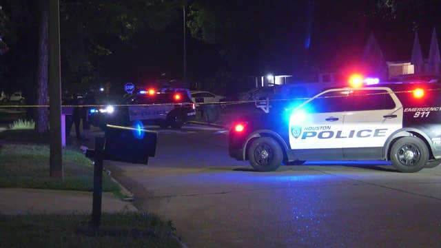 Houston crime: Male shot, killed on Shannon Hills Drive