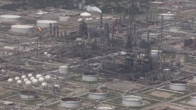 Texas City shelter-in-place lifted after issue at Marathon Galveston Bay Refinery Sulfur Plant