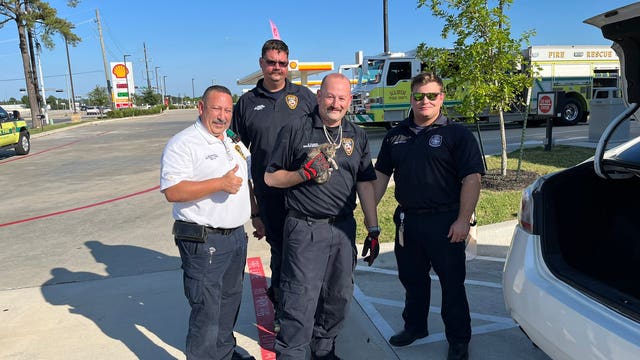 Klein firefighters rescue 'kittyzen' stuck under vehicle