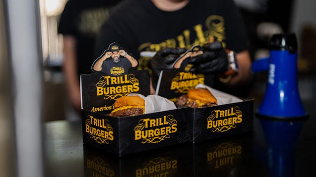 Bun B, Trill Burgers giving away free burgers, to first 200 students with a valid college ID