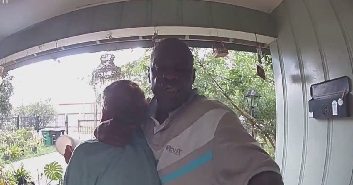 Repeat offender caught on camera putting elderly woman in chokehold shows up in court for murder charge