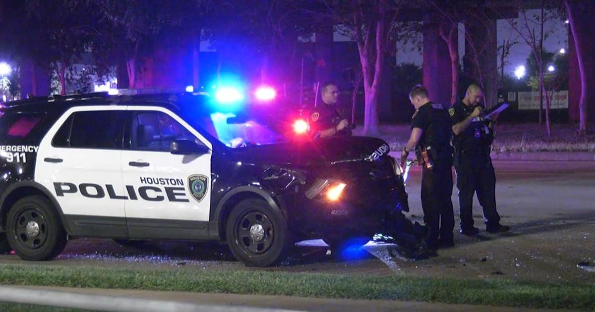 Houston PD officer hospitalized after crash on W Sam Houston Parkway ...