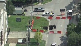 Large sinkhole at Fondren Road and Woodway Drive intersection cause road closures