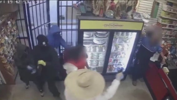 Houston robbery: Video shows suspects at meat market on W. 43rd