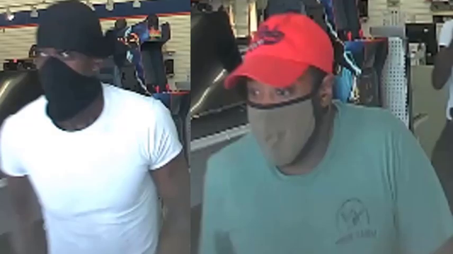 Houston crime: 2 men sought following daring pawn shop robbery in broad daylight