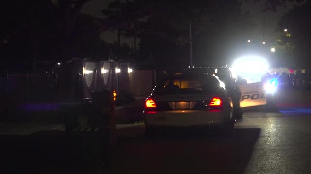 Houston shooting: Man shot while confronting 2 suspects near his vehicle, police say