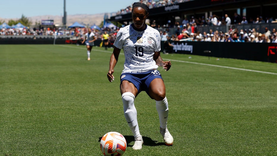 Crystal-Dunn.jpg