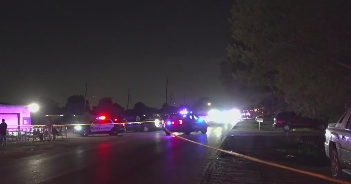 Houston shooting: Three shot, including pregnant woman shot outside of ...